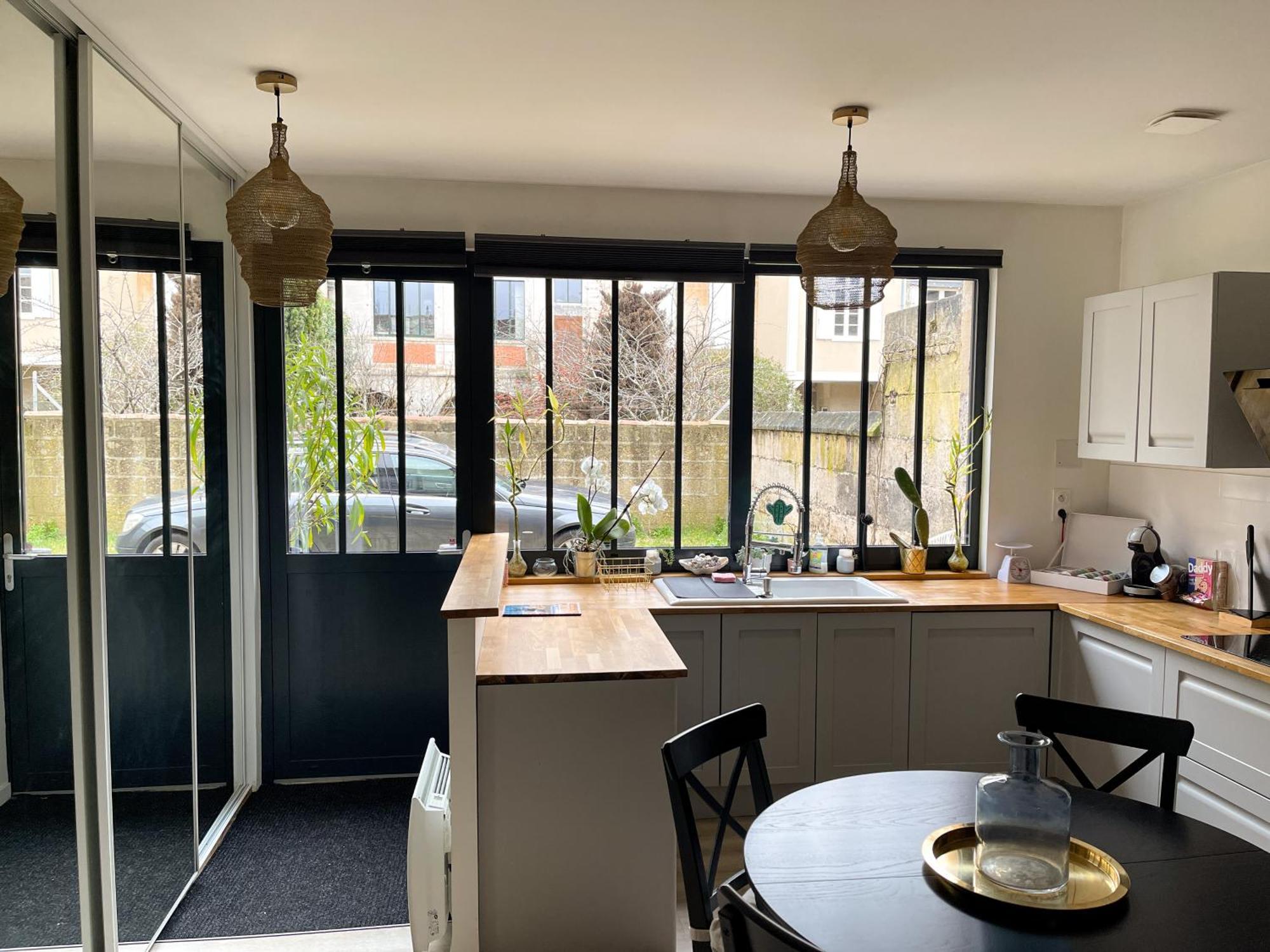 Maison + Parking Prive Au Coeur Angouleme 60M2 Eksteriør billede
