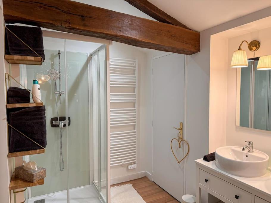 Maison + Parking Prive Au Coeur Angouleme 60M2 Eksteriør billede