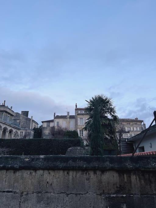 Maison + Parking Prive Au Coeur Angouleme 60M2 Eksteriør billede