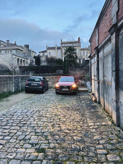 Maison + Parking Prive Au Coeur Angouleme 60M2 Eksteriør billede