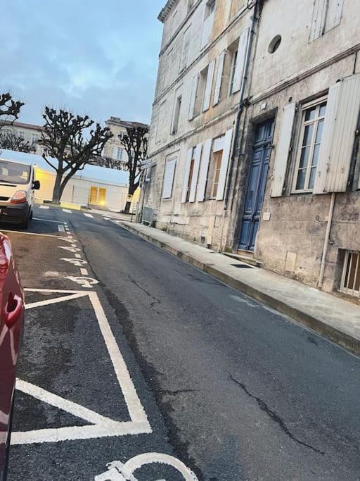 Maison + Parking Prive Au Coeur Angouleme 60M2 Eksteriør billede