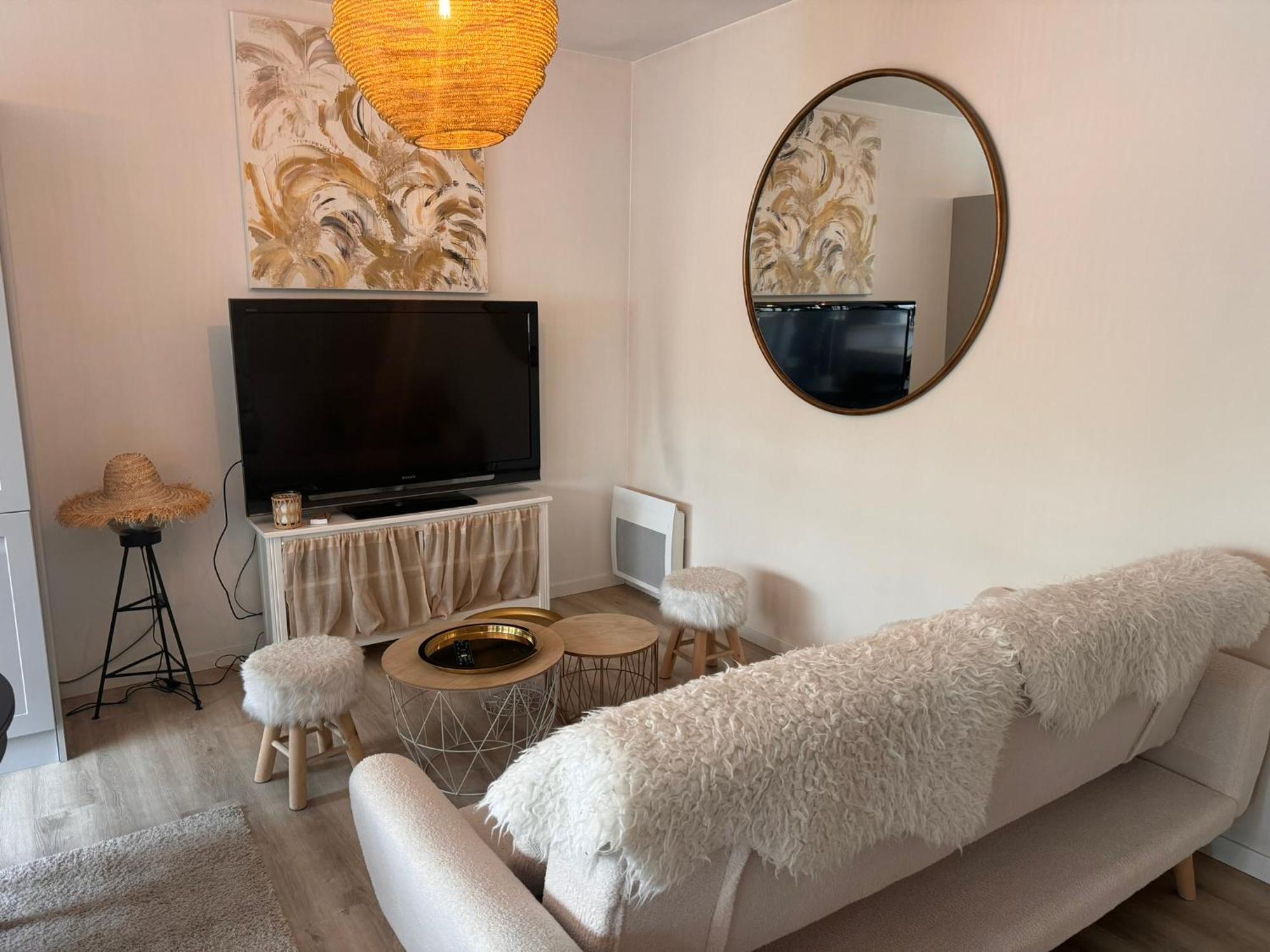 Maison + Parking Prive Au Coeur Angouleme 60M2 Eksteriør billede