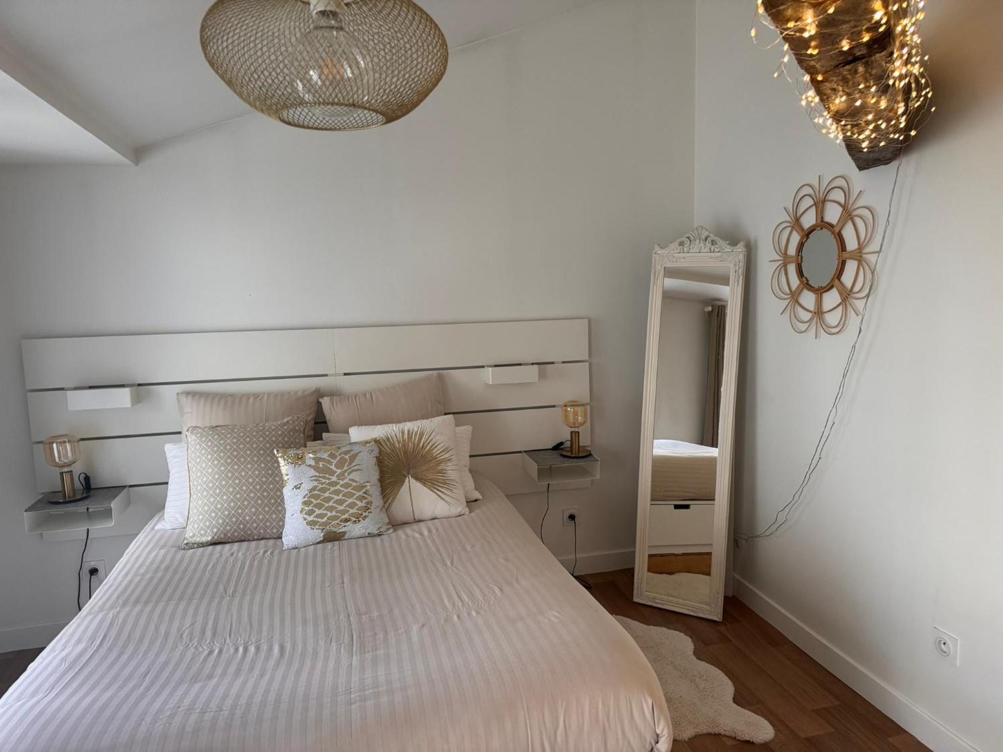 Maison + Parking Prive Au Coeur Angouleme 60M2 Eksteriør billede